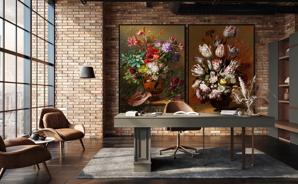 Deux photos sur toile accrochées dans un bureau